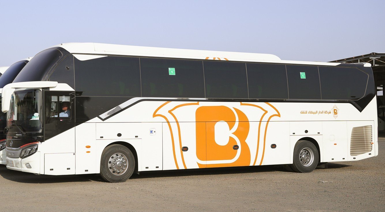Regular bus, 49 seats