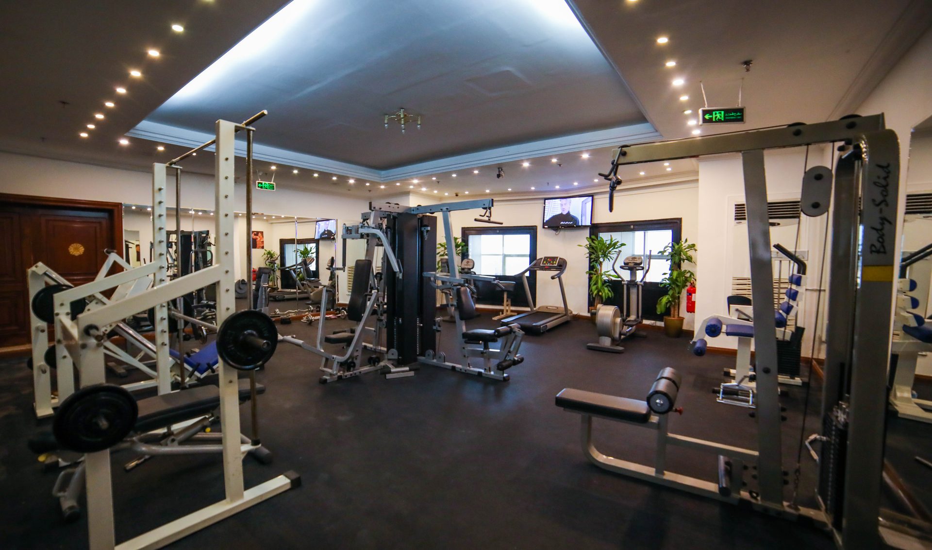 Pusat kecergasan di Casablanca Hotel Jeddah
