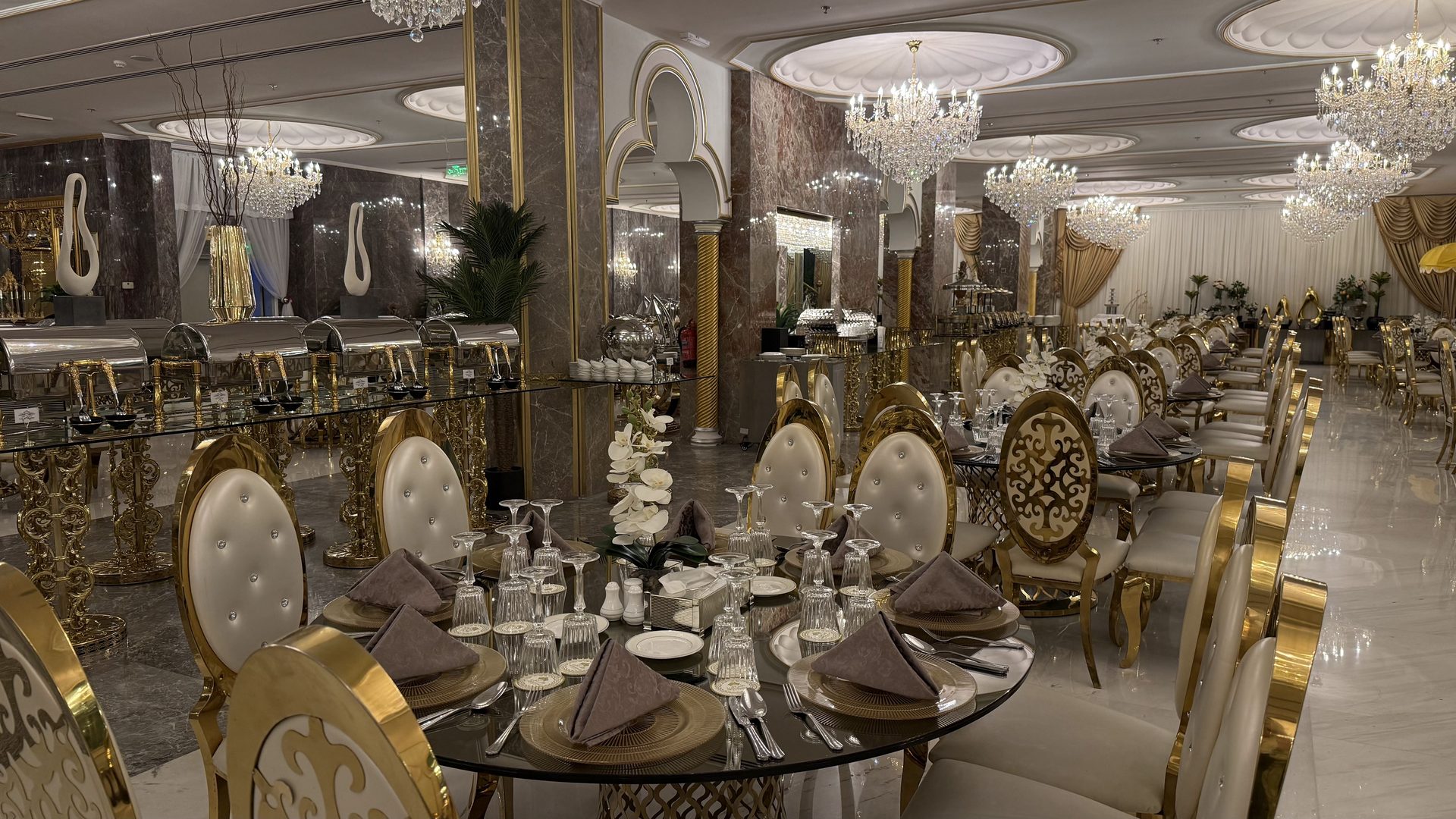 Dewan Embratora di Hotel Casablanca Jeddah (7)