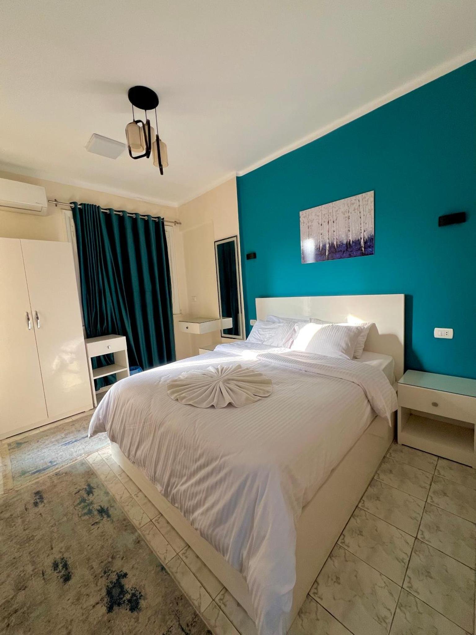 Cozy apartment in down town photo 1