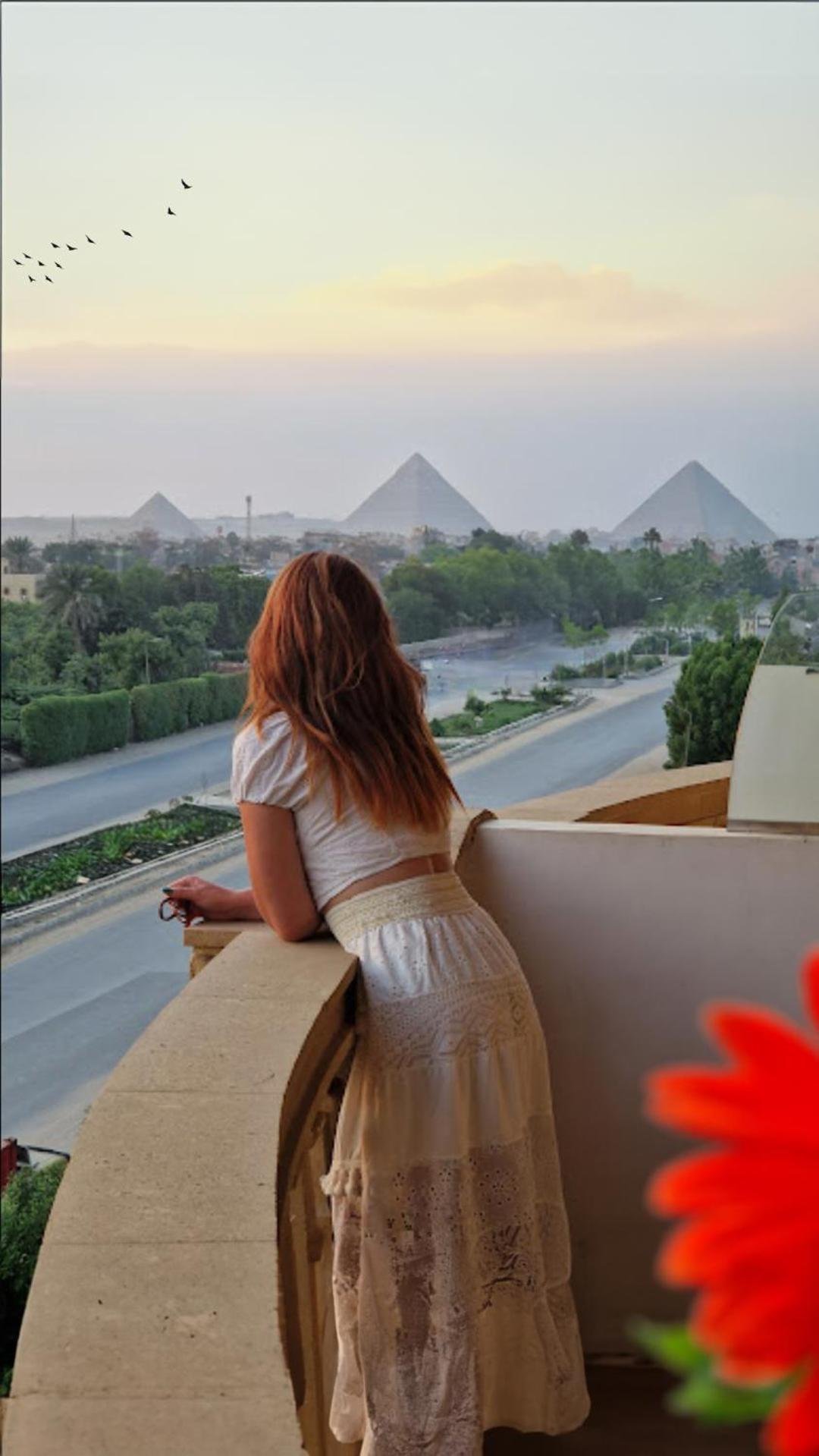 Pyramids sunrise inn