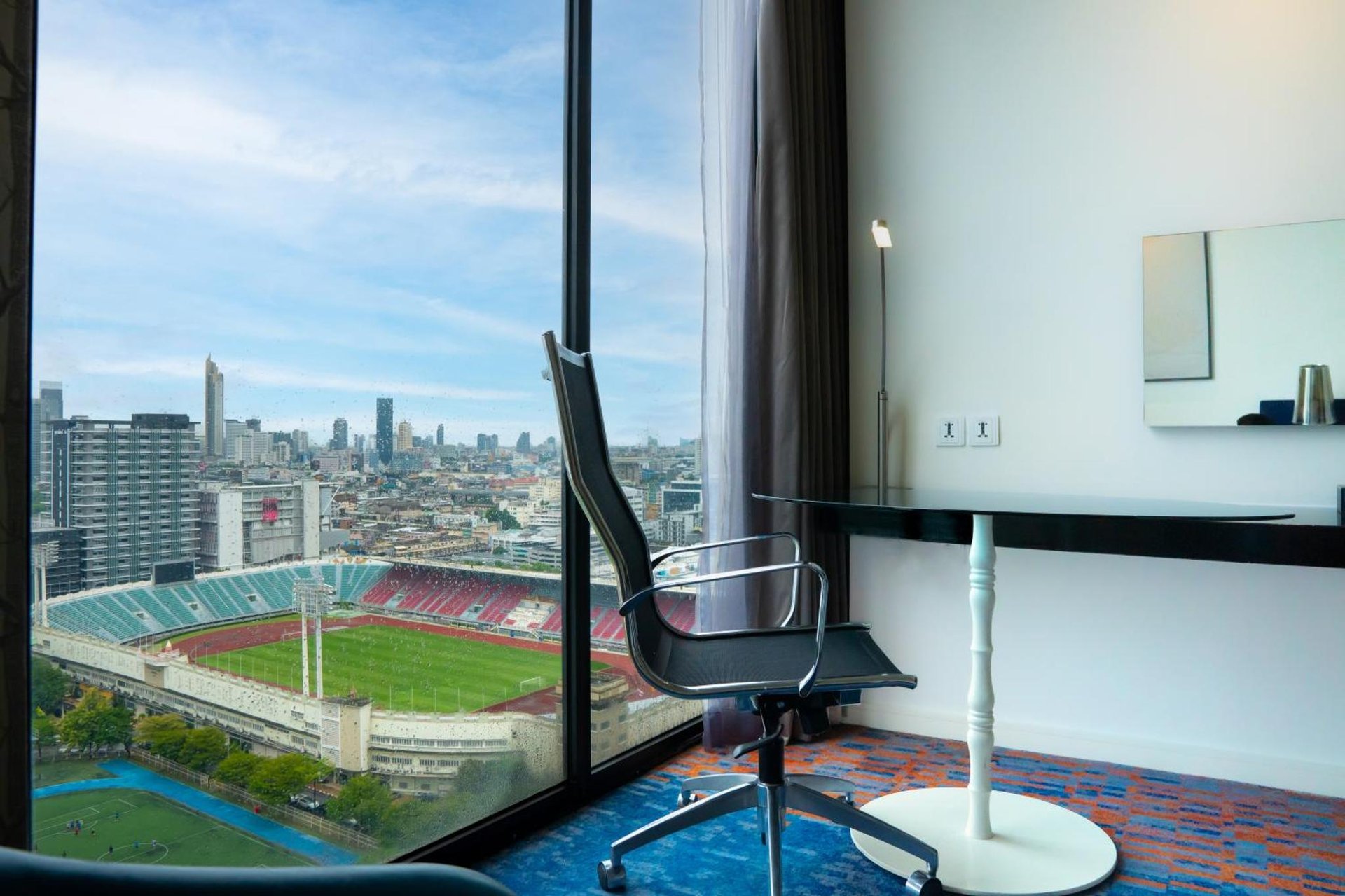 Holiday Inn Express Bangkok Siam by IHG photo 2