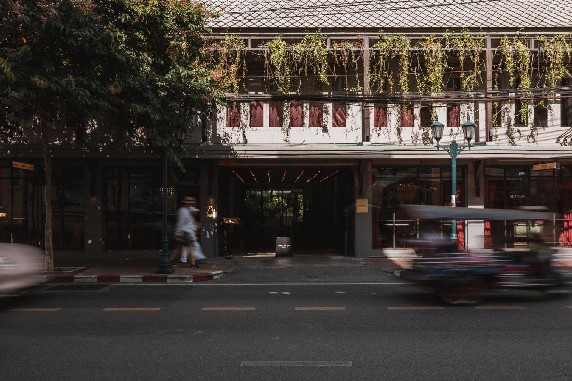 Baan Tuk Din Hotel