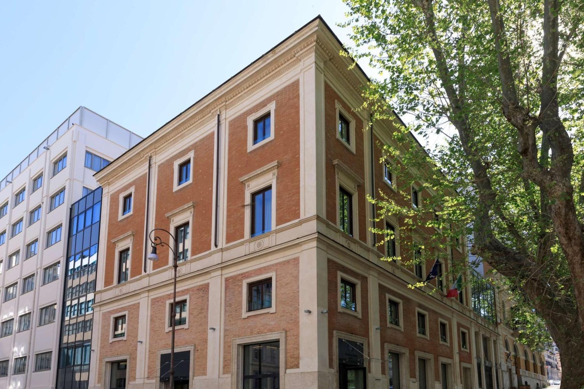 DoubleTree By Hilton Rome Monti photo 1