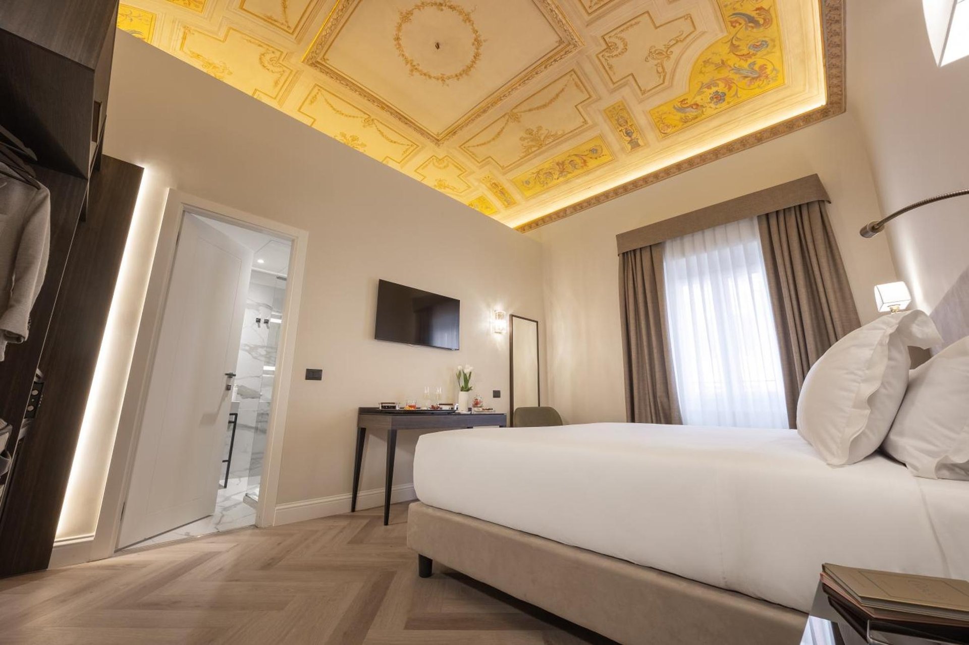 BH Hotel photo 2