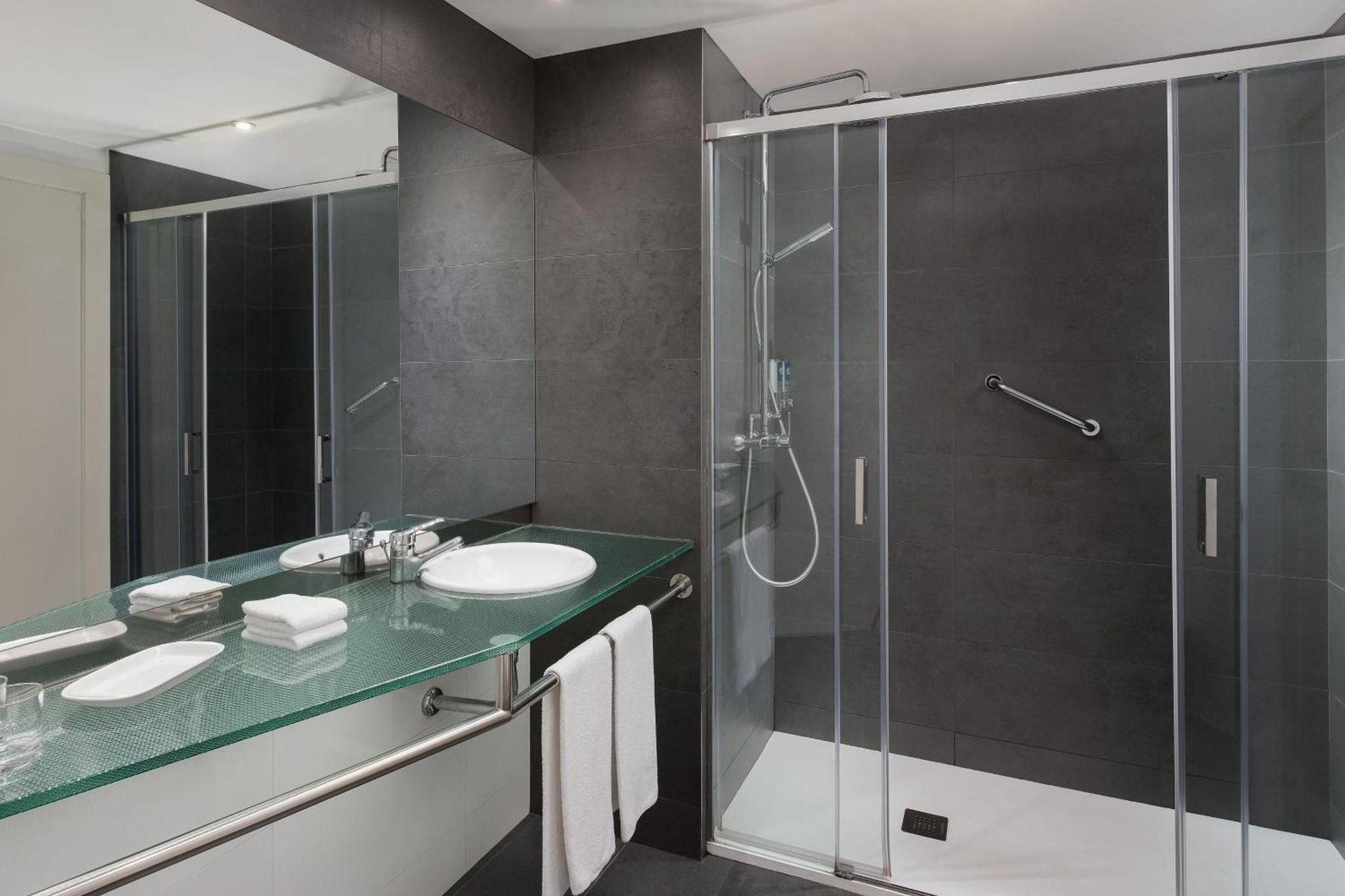 Four Points by Sheraton Barcelona Diagonal photo 2