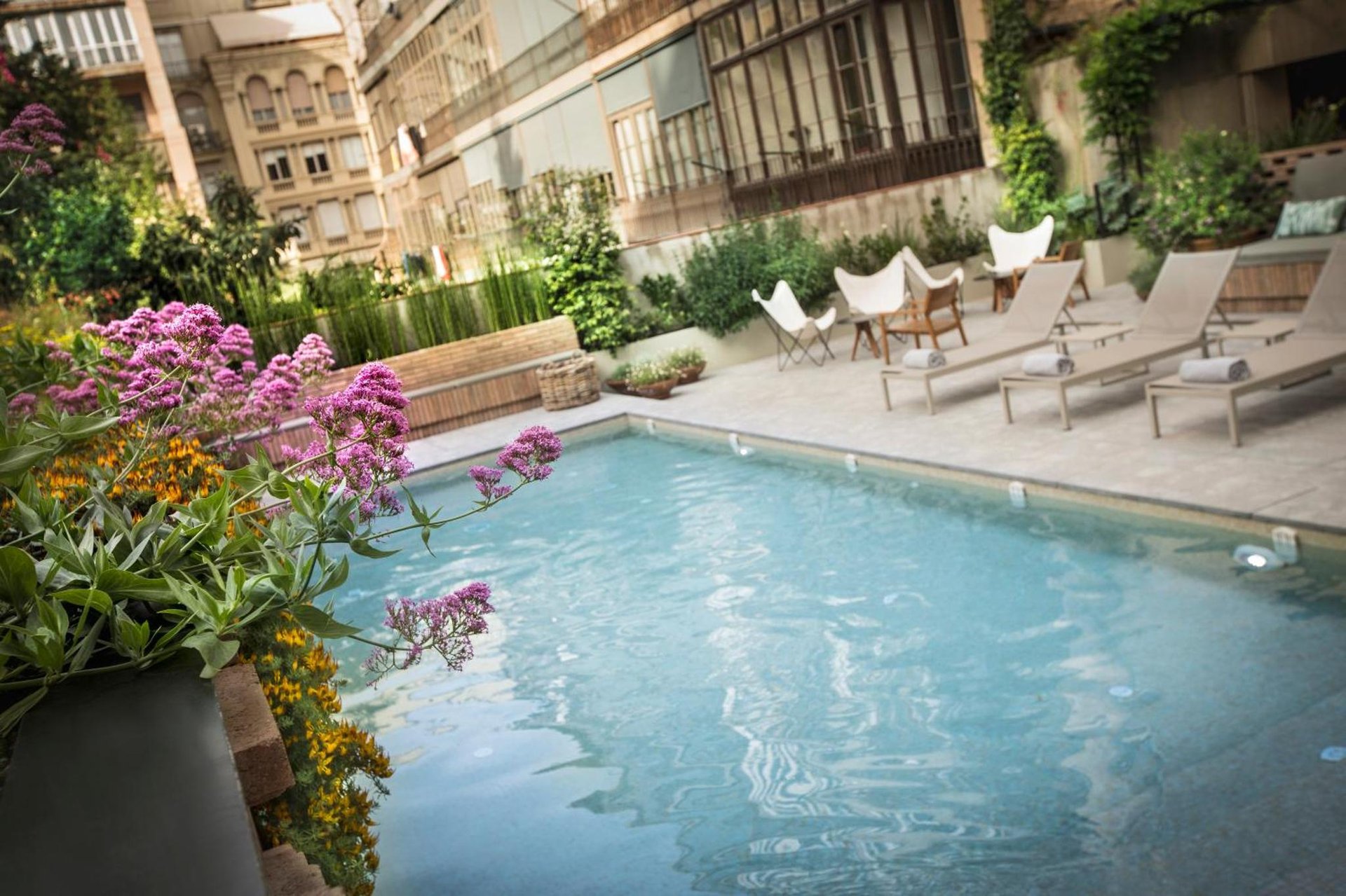 Alexandra Barcelona Hotel, Curio Collection by Hilton photo 3