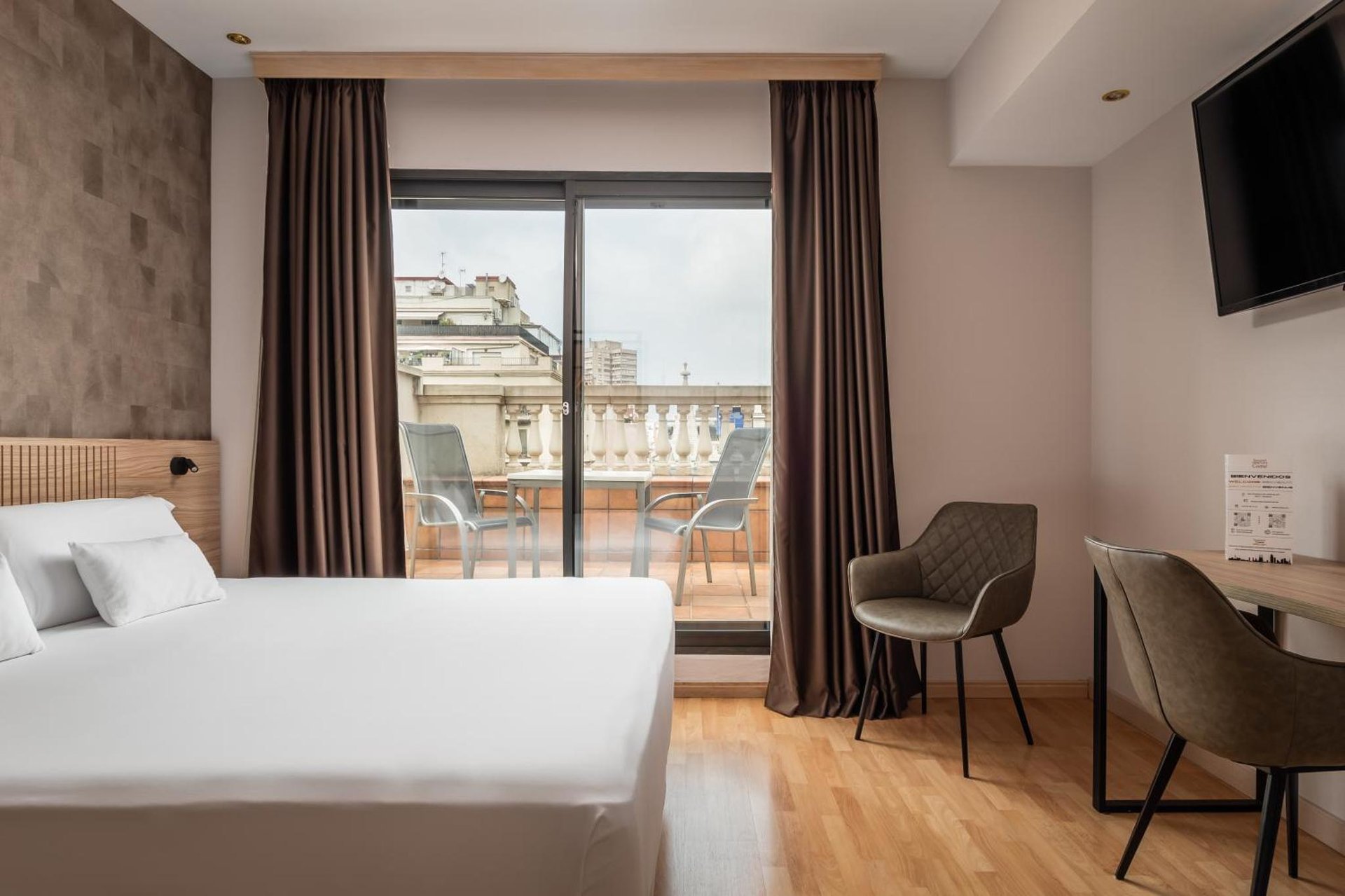 Petit Palace Eixample photo 1