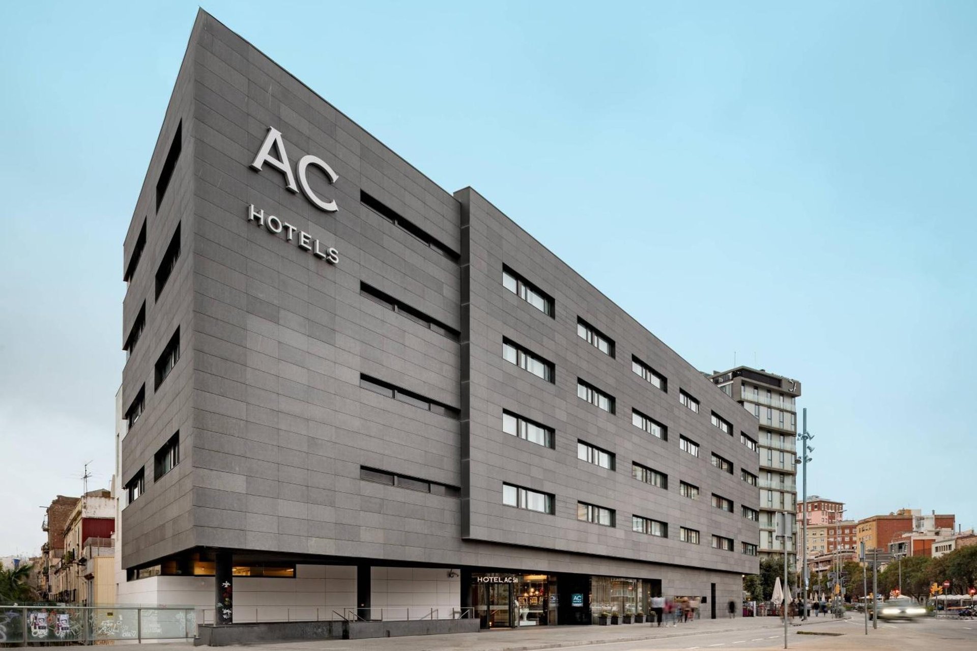 AC Hotel Sants by Marriott photo 2