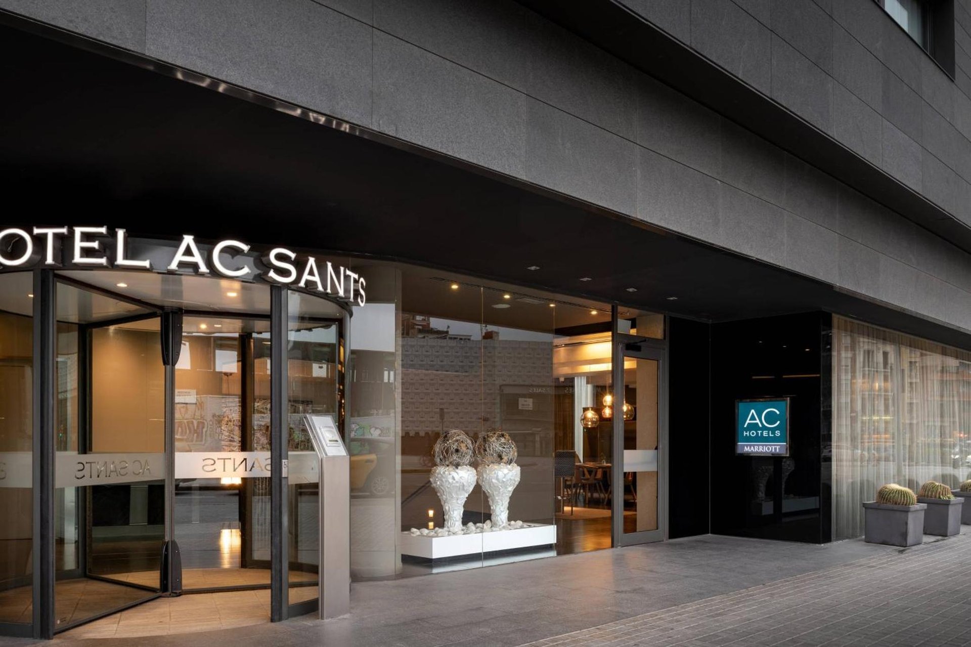 AC Hotel Sants by Marriott photo 3