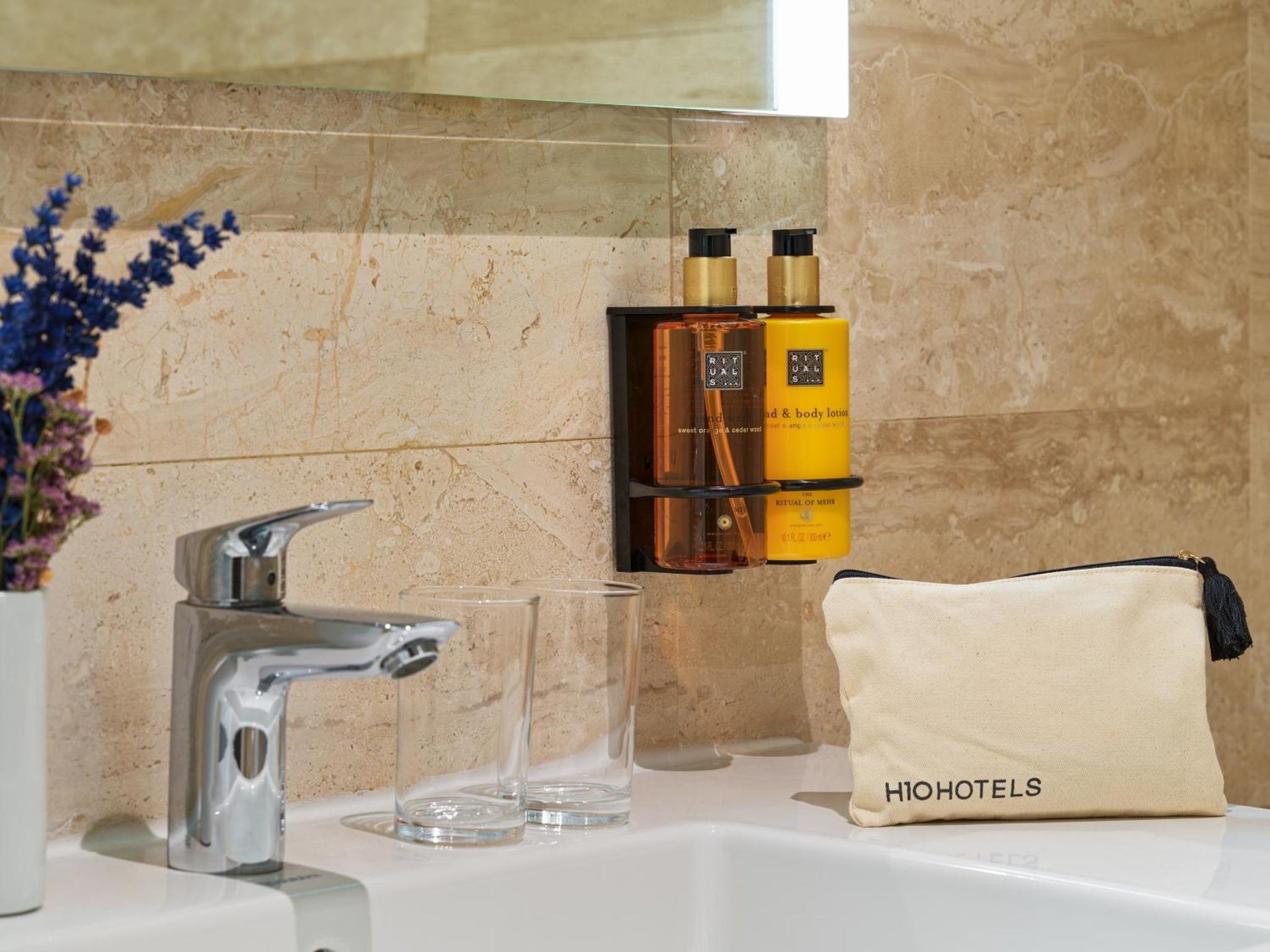 Boutique Hotel H10 Montcada photo 2