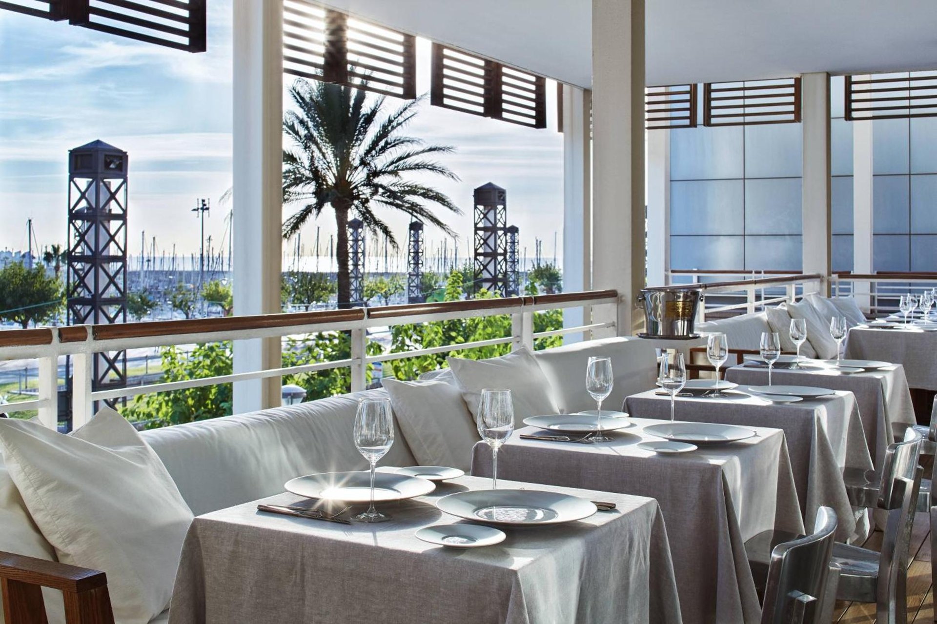 Hotel Arts Barcelona photo 4