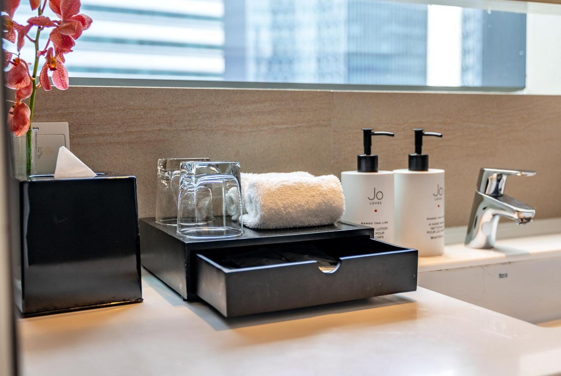Pan Pacific Serviced Suites Beach Road, Singapore photo 2