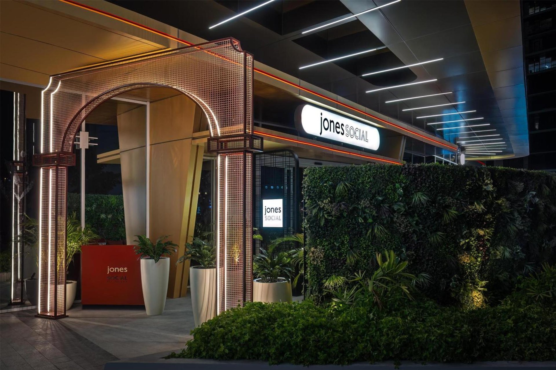 Embassy Suites By Hilton Dubai Business Bay photo 3