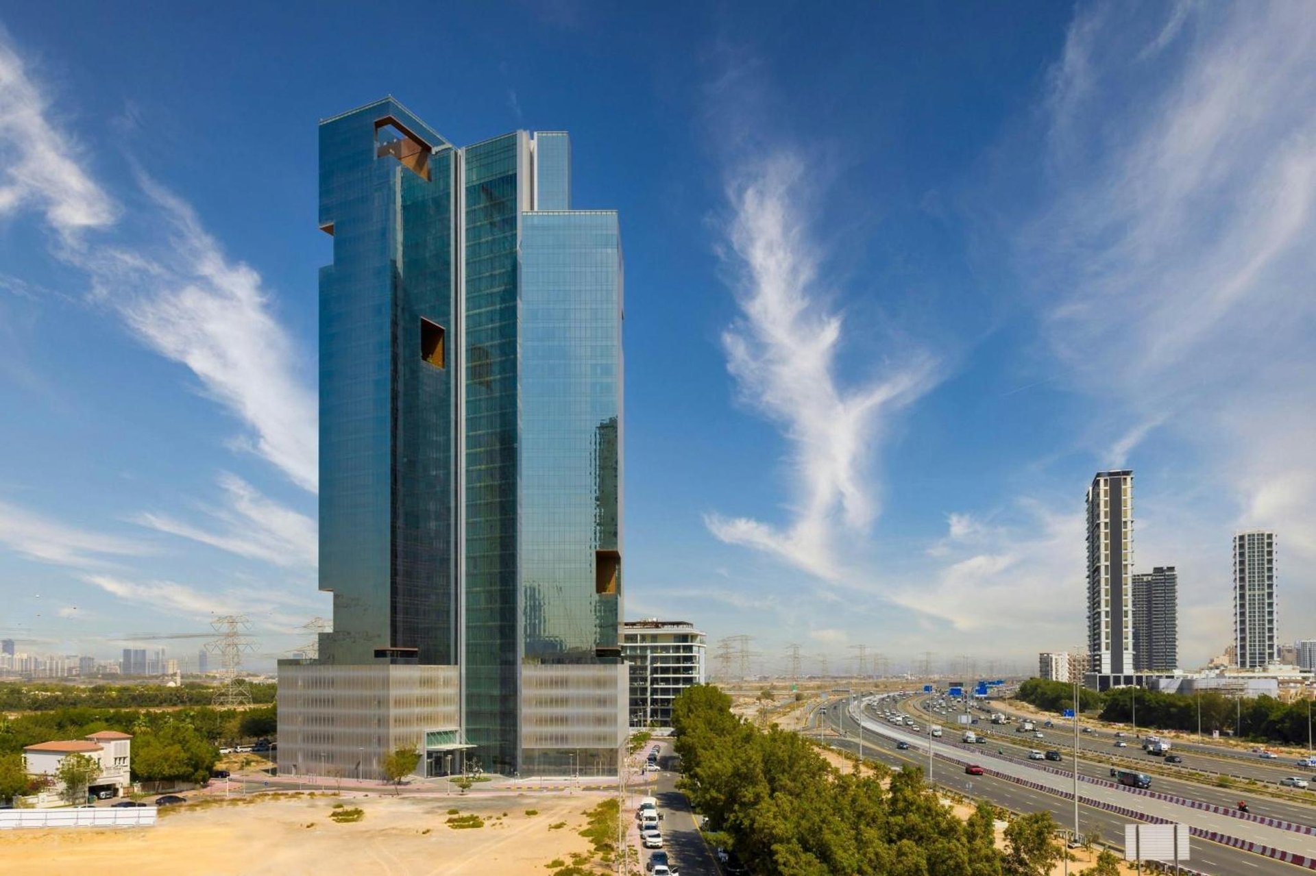 Hotel Local Dubai, Jumeirah Village Triangle, Autograph Collection photo 2