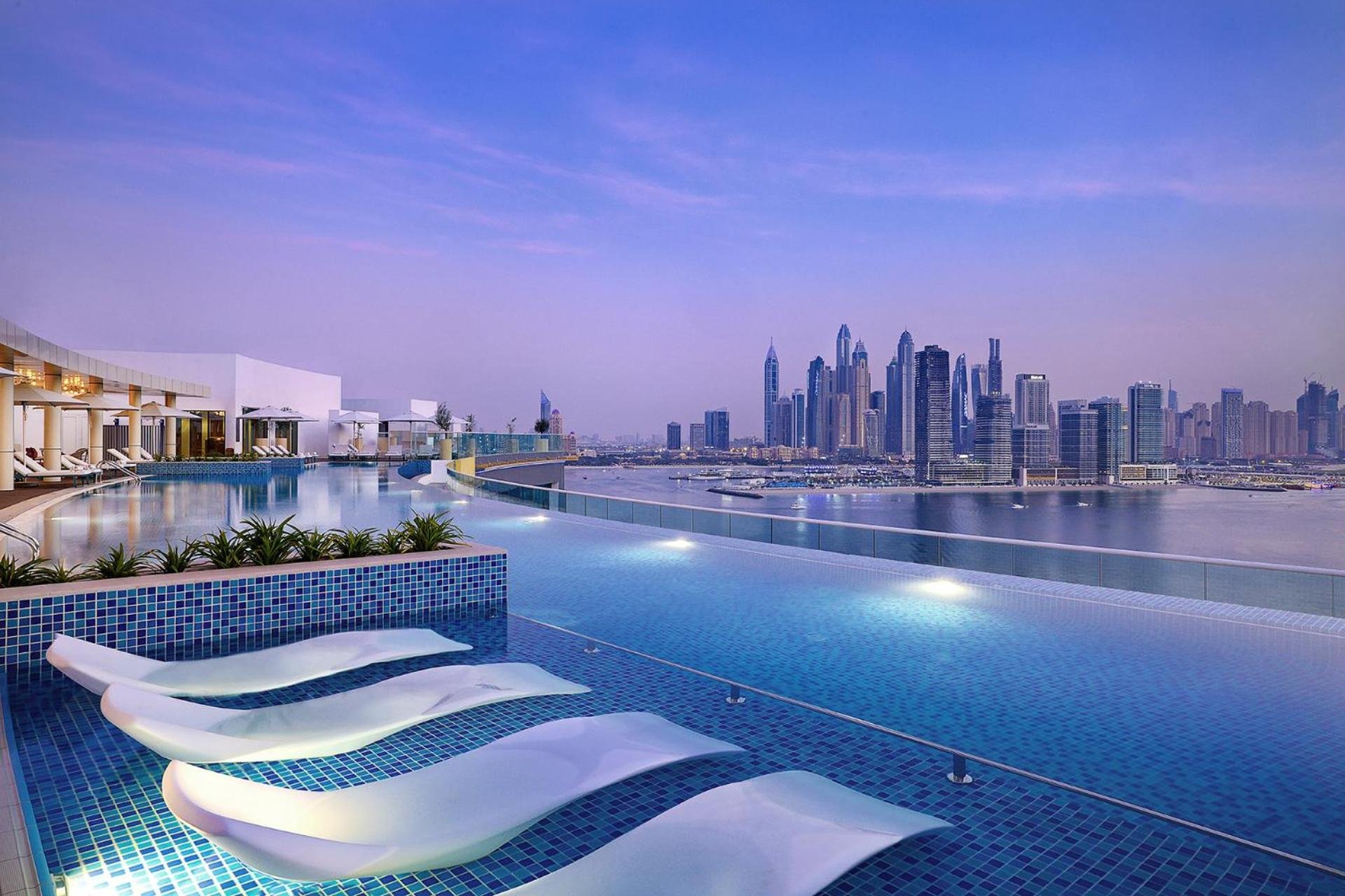 NH Collection Dubai The Palm photo 1