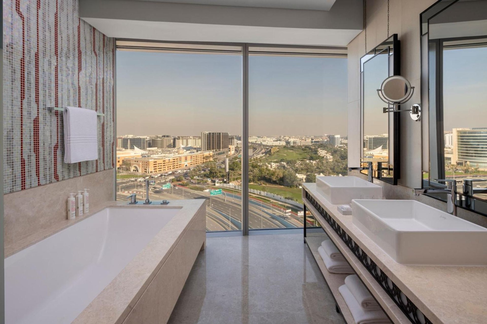 Marriott Marquis Dubai Creek photo 2