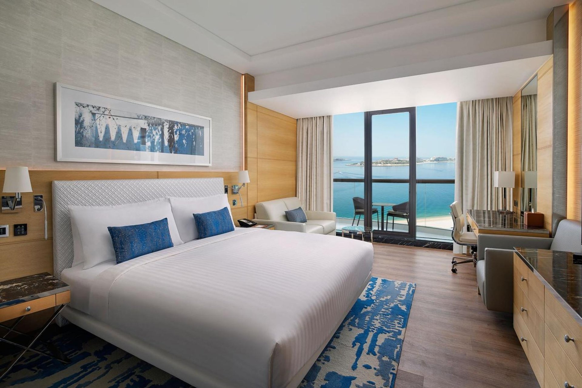 Marriott Resort Palm Jumeirah, Dubai photo 2
