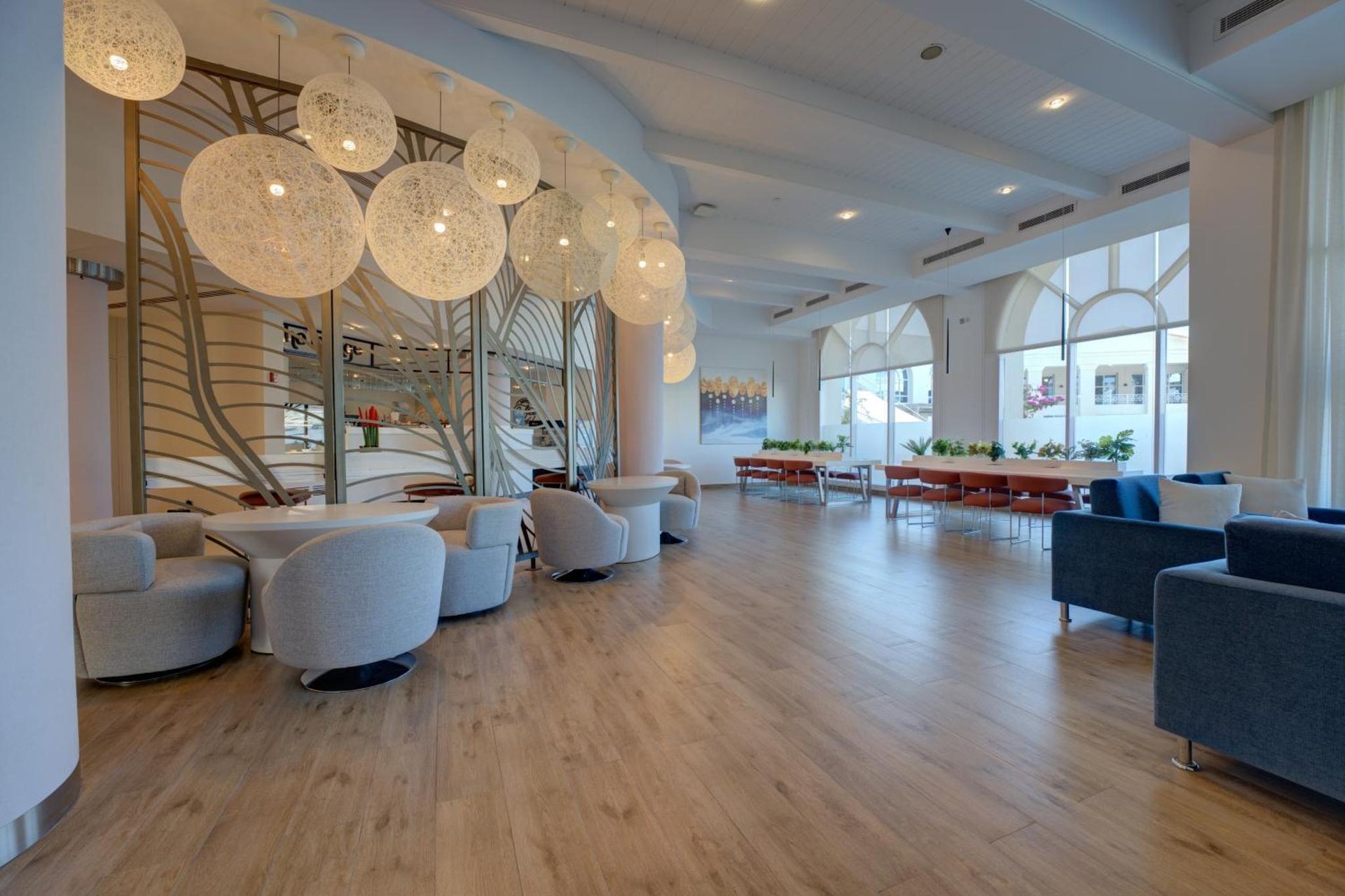 Millennium Lakeview Hotel photo 4