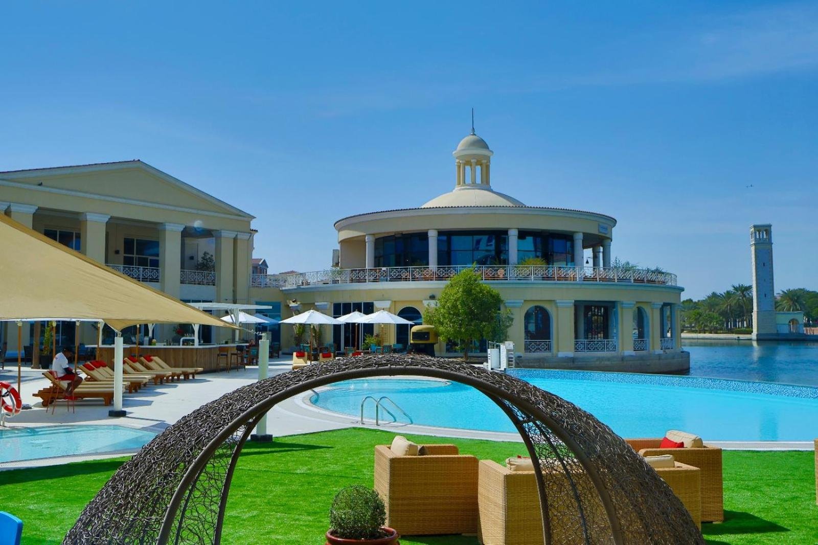 Millennium Lakeview Hotel photo 1