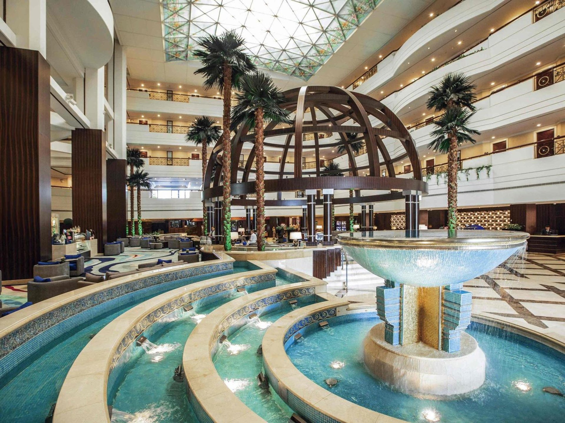 Mövenpick Grand Al Bustan photo 1