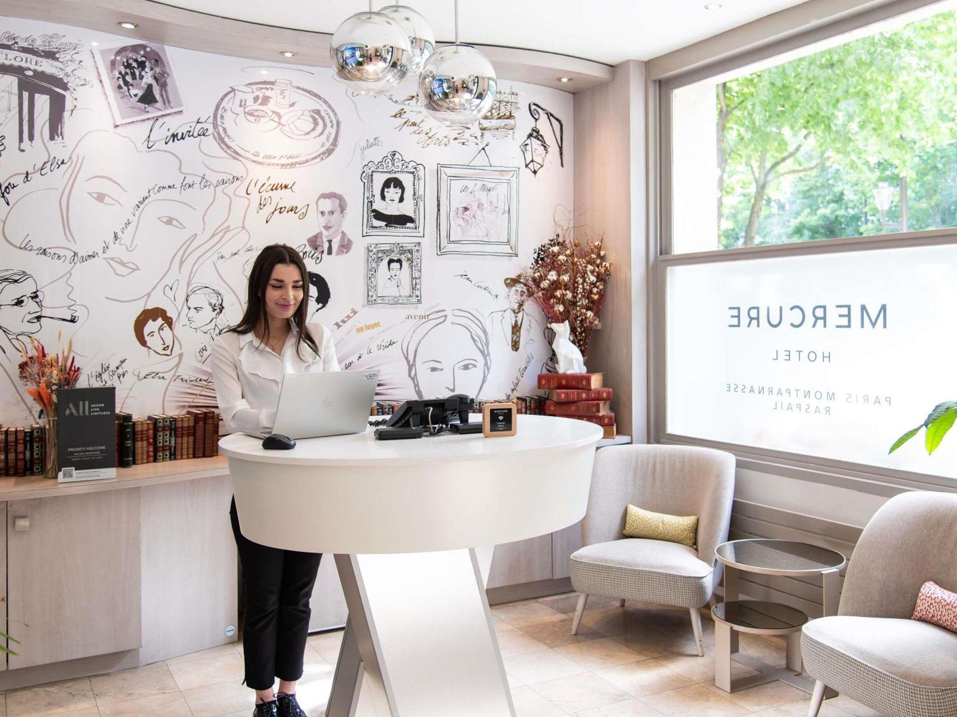 Mercure Paris Montparnasse Raspail — Champs-Elysees, Paris