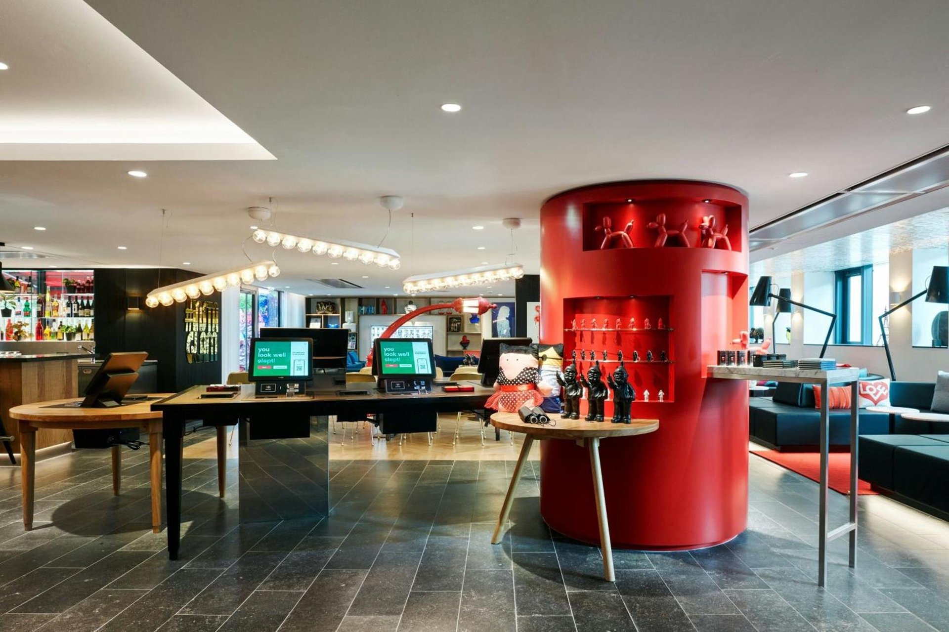 citizenM Paris Champs-Élysées photo 3