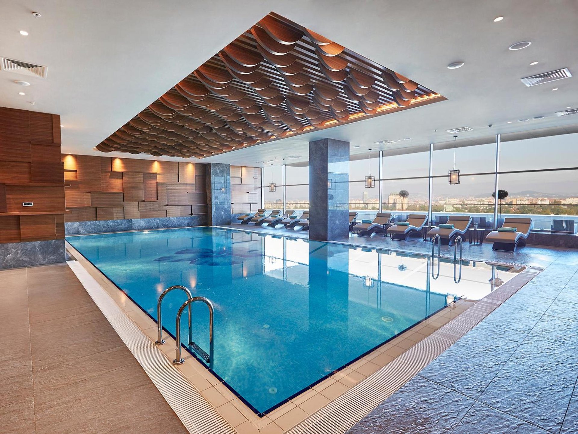 Wyndham Grand Istanbul Levent Hotel & Conference Center photo 3