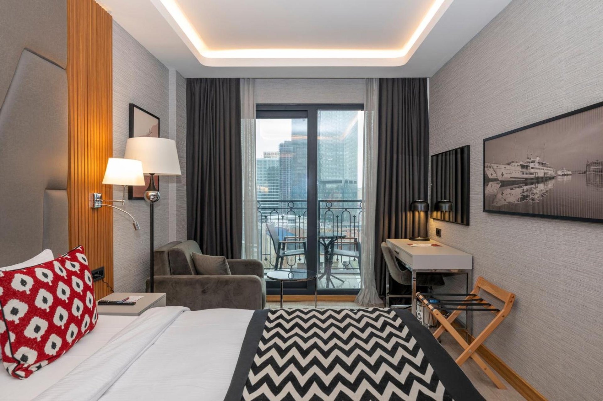 Ramada Encore by Wyndham Istanbul Sisli photo 3