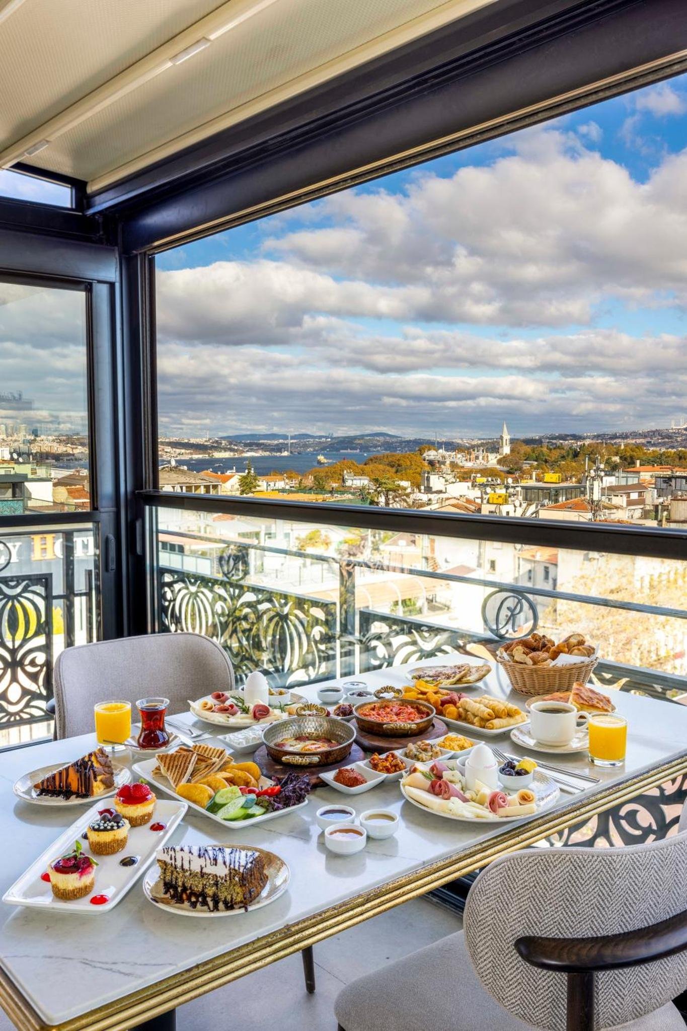 Rast Hotel Sultanahmet photo 4