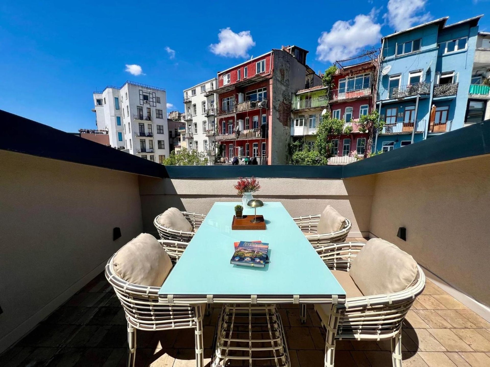 Weingart Suites Hotel photo 3