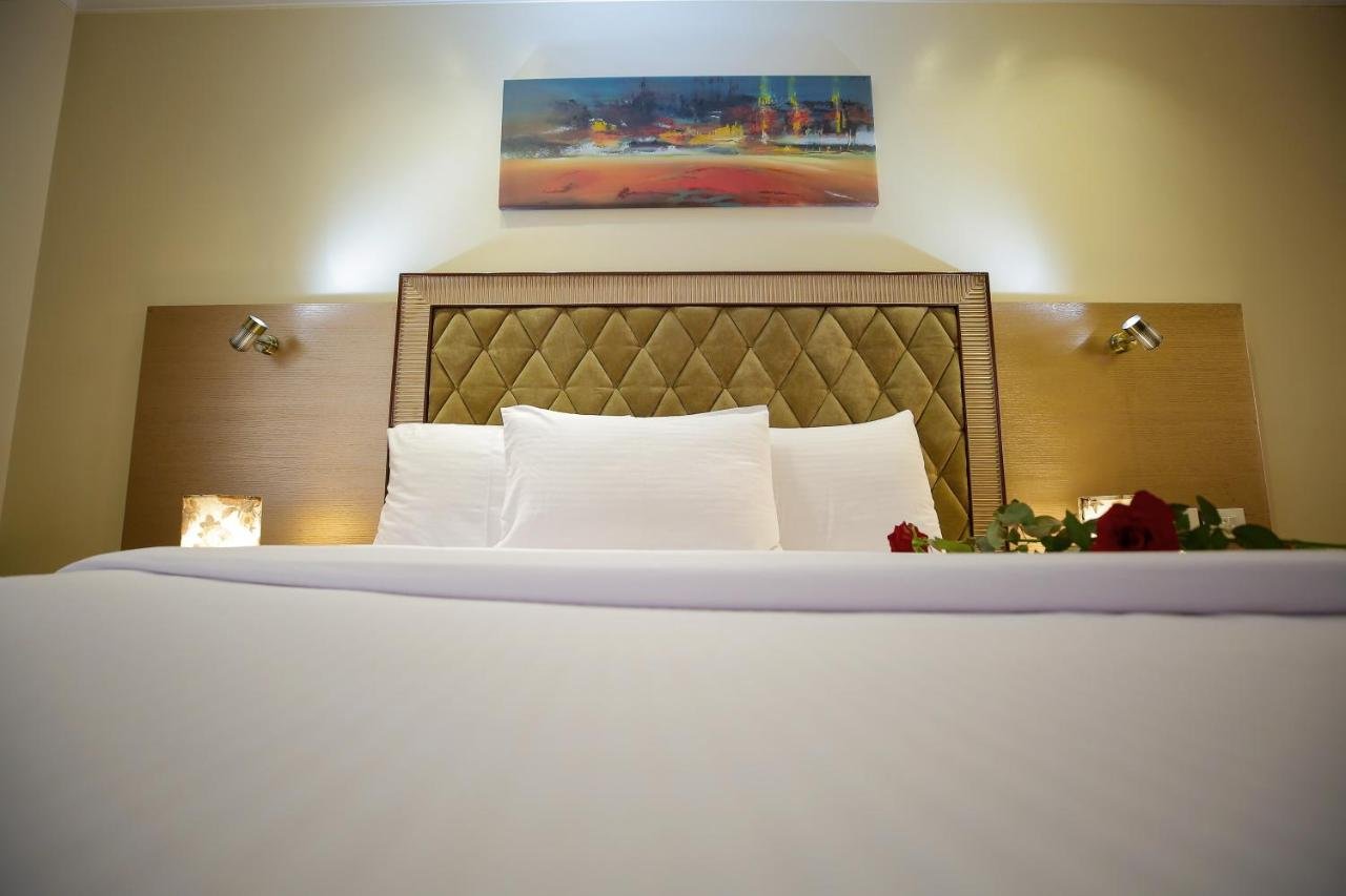 Photo of Junior Suite #15