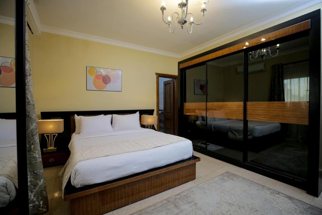 Photo of Three-Bedroom Apartment #9