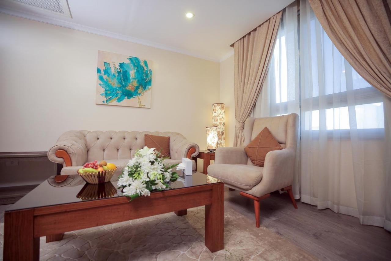 Photo of Superior King Room #9