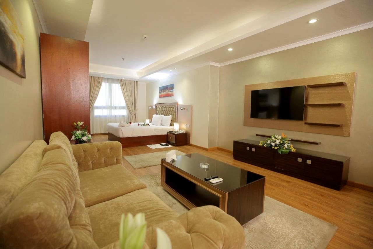 Photo of Junior Suite #11