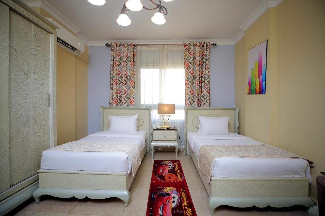 Photo of Three-Bedroom Apartment #16