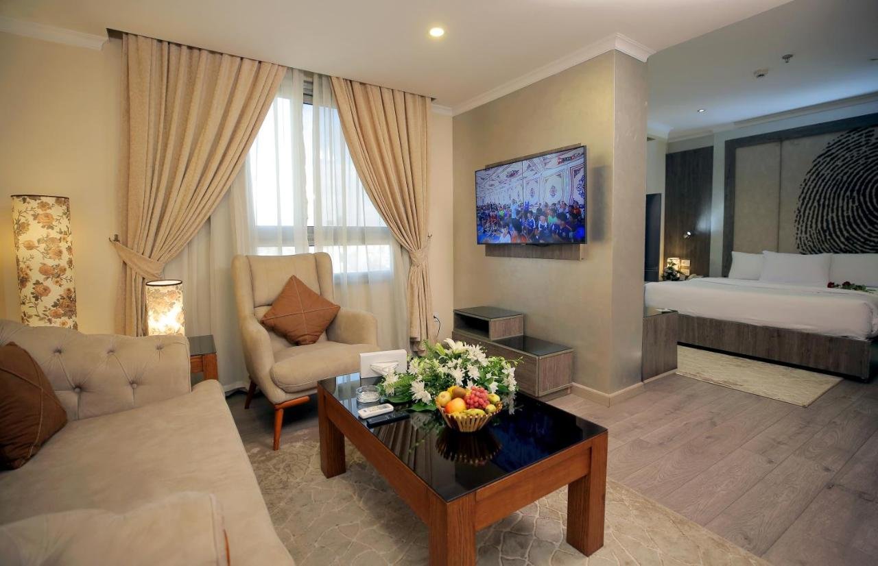 Photo of Superior King Room #8