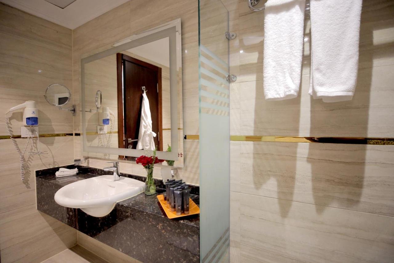 Photo of Junior Suite #8