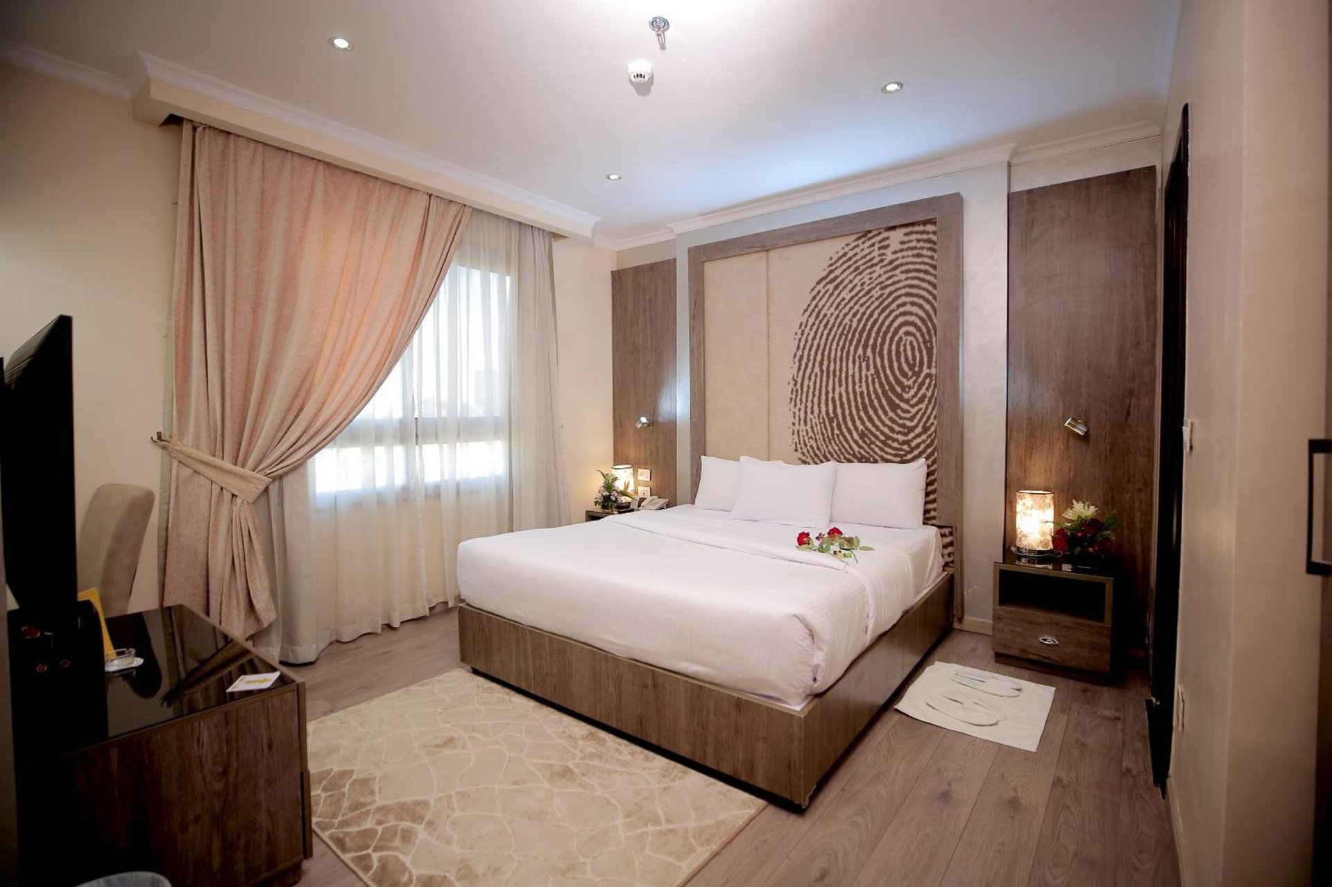 Deluxe Double Room (2 Adults + 1 Child)
