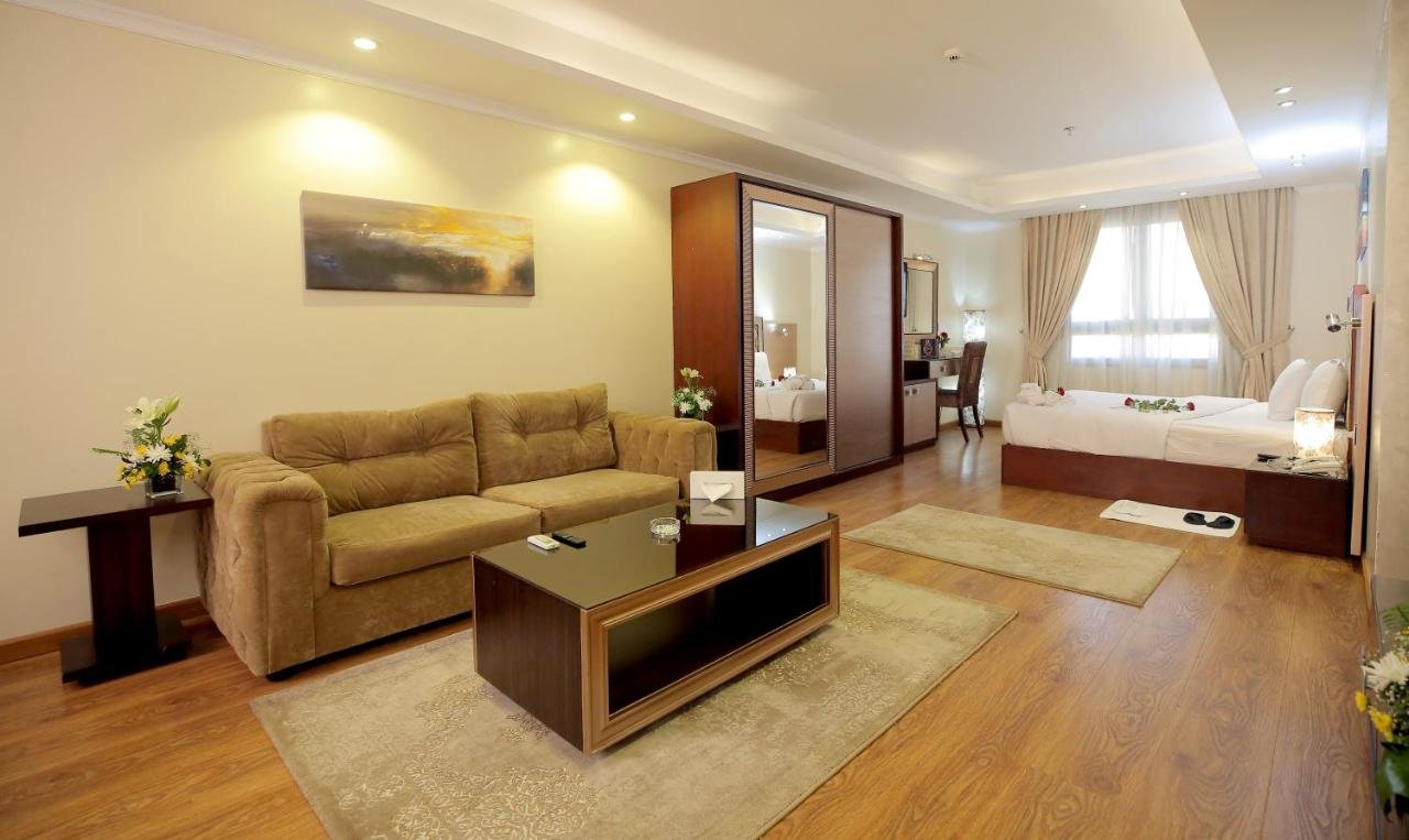 Photo of Junior Suite #12