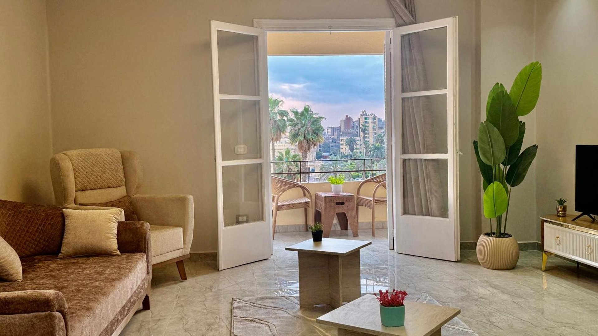 Garden View & Abdeen Palace 2BR & 2 Bathrooms - Downtown Cairo photo 4