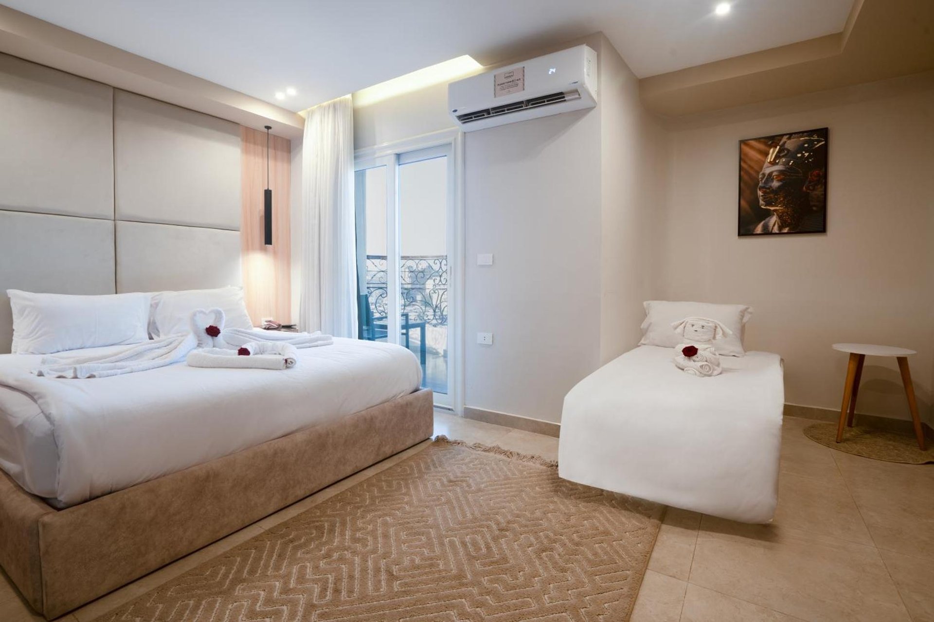 Tiye Pyramids Hotel photo 1