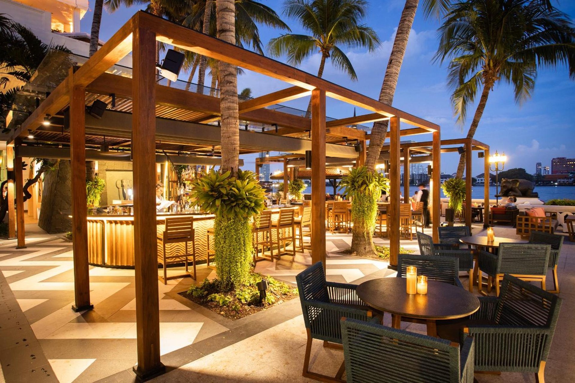 Anantara Riverside Bangkok Resort photo 4