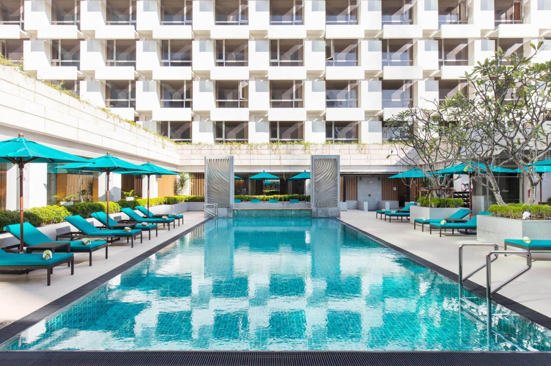 Holiday Inn Bangkok by IHG photo 3