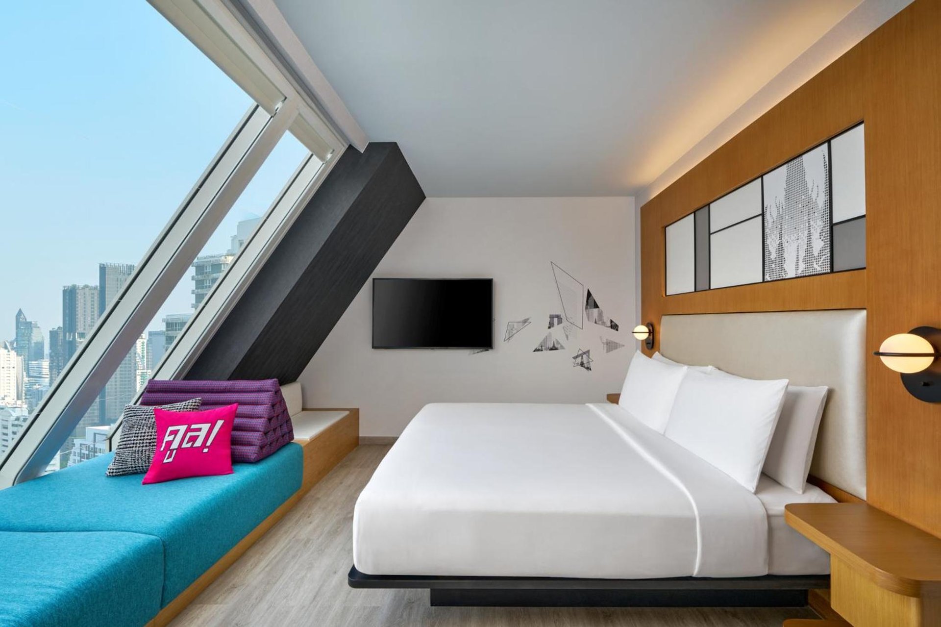 Aloft Bangkok - Sukhumvit 11 photo 2