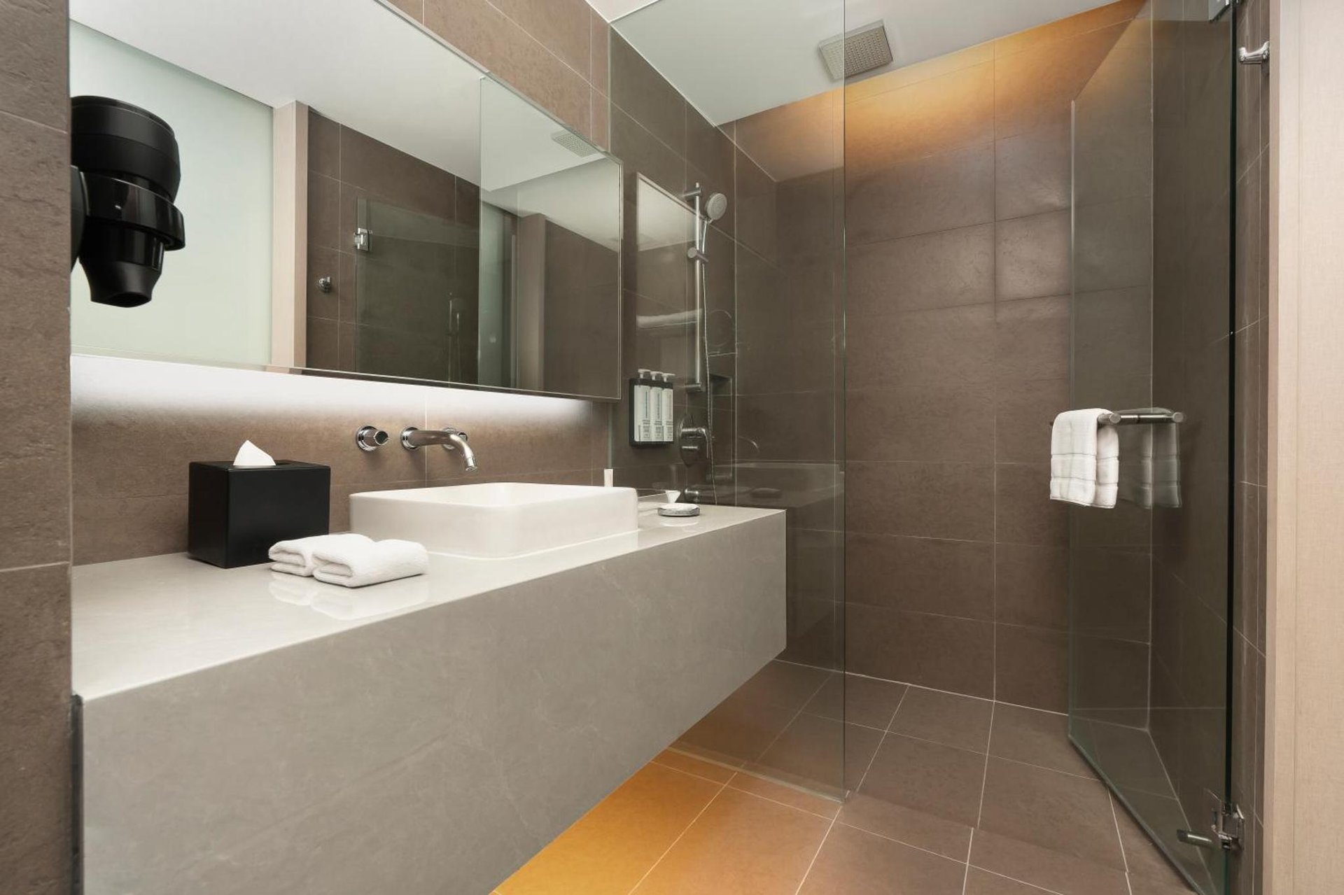 Hyatt Place Bangkok Sukhumvit 1 photo 2