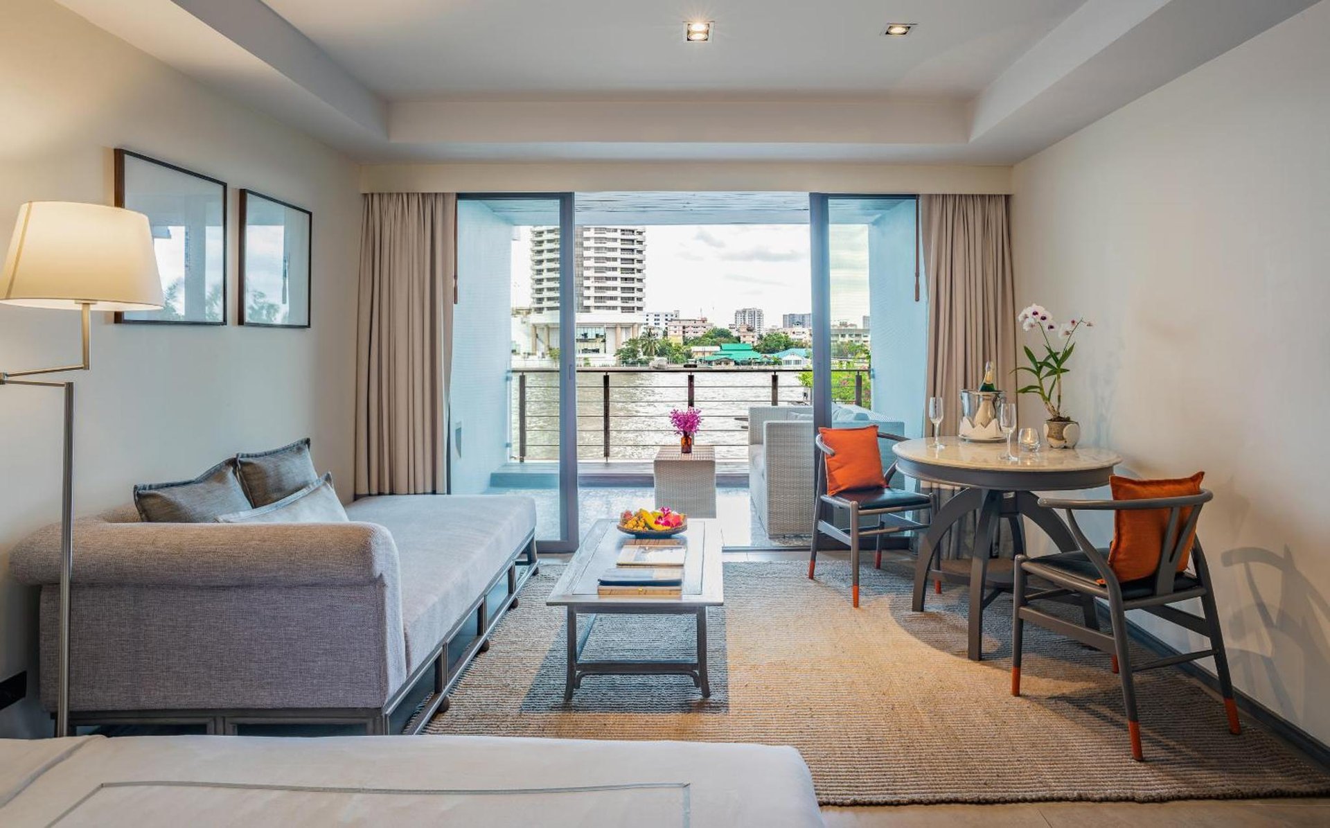 Riva Surya Bangkok photo 4