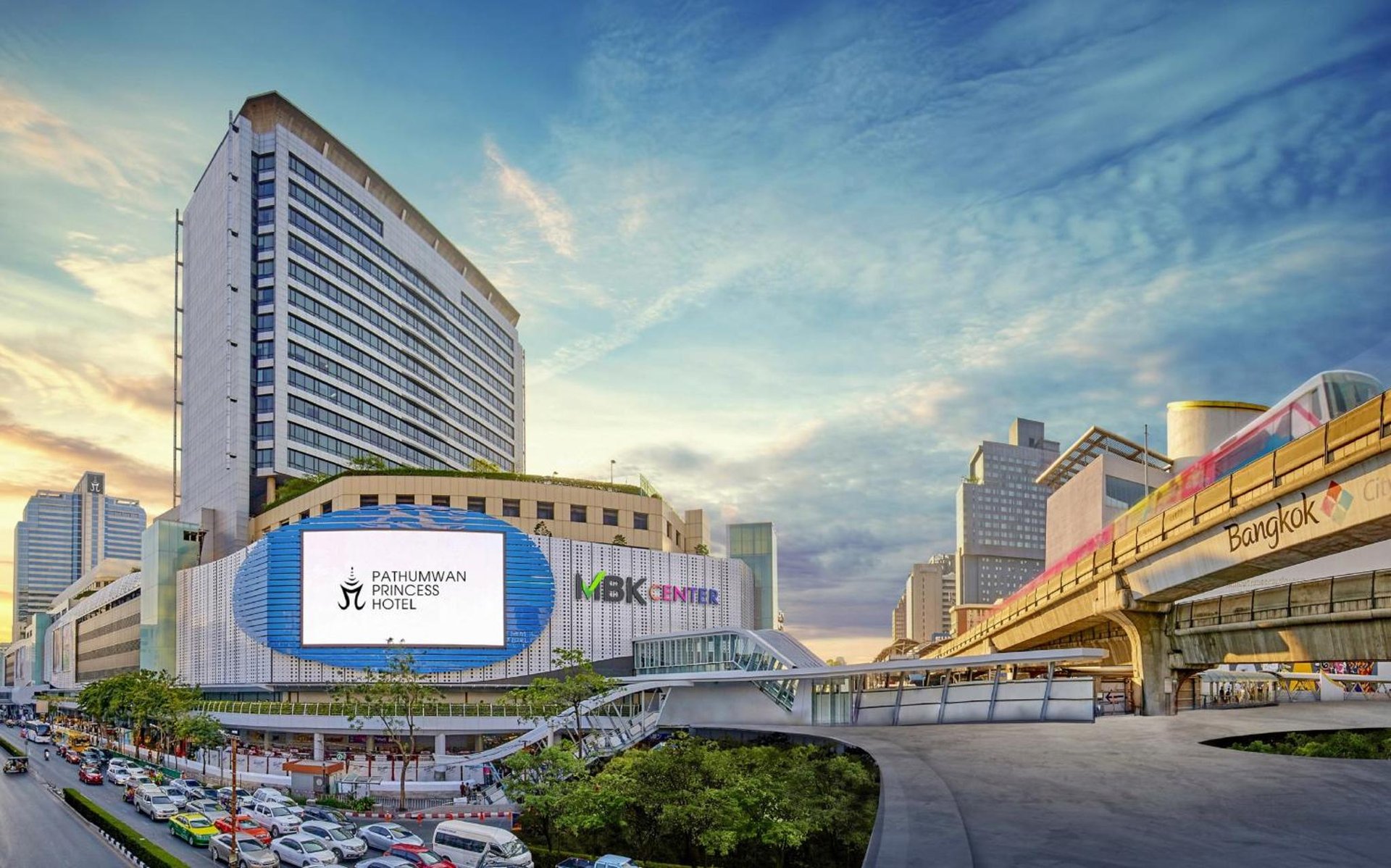 Pathumwan Princess Hotel photo 2