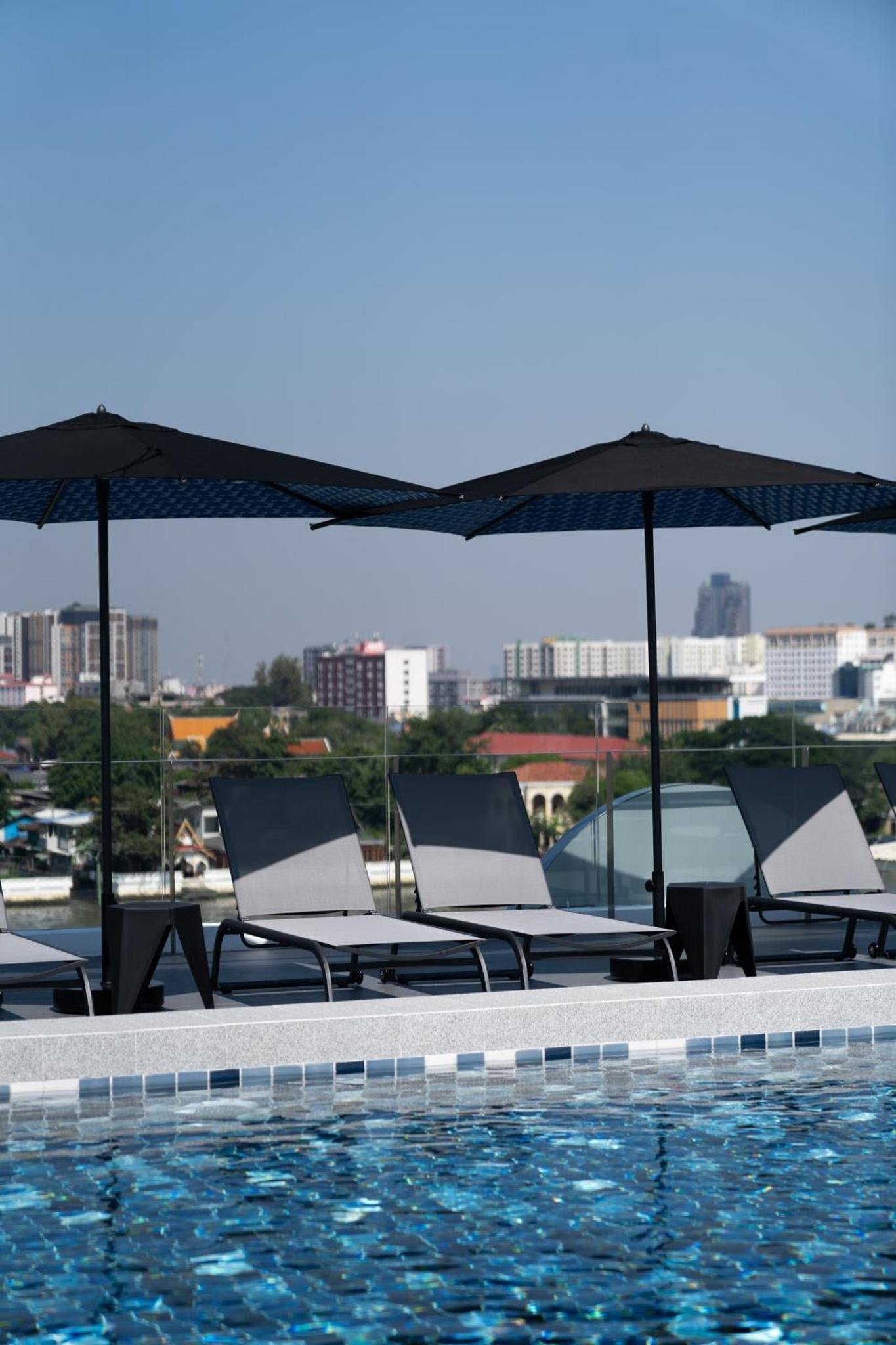 The StandardX, Bangkok Phra Arthit photo 3