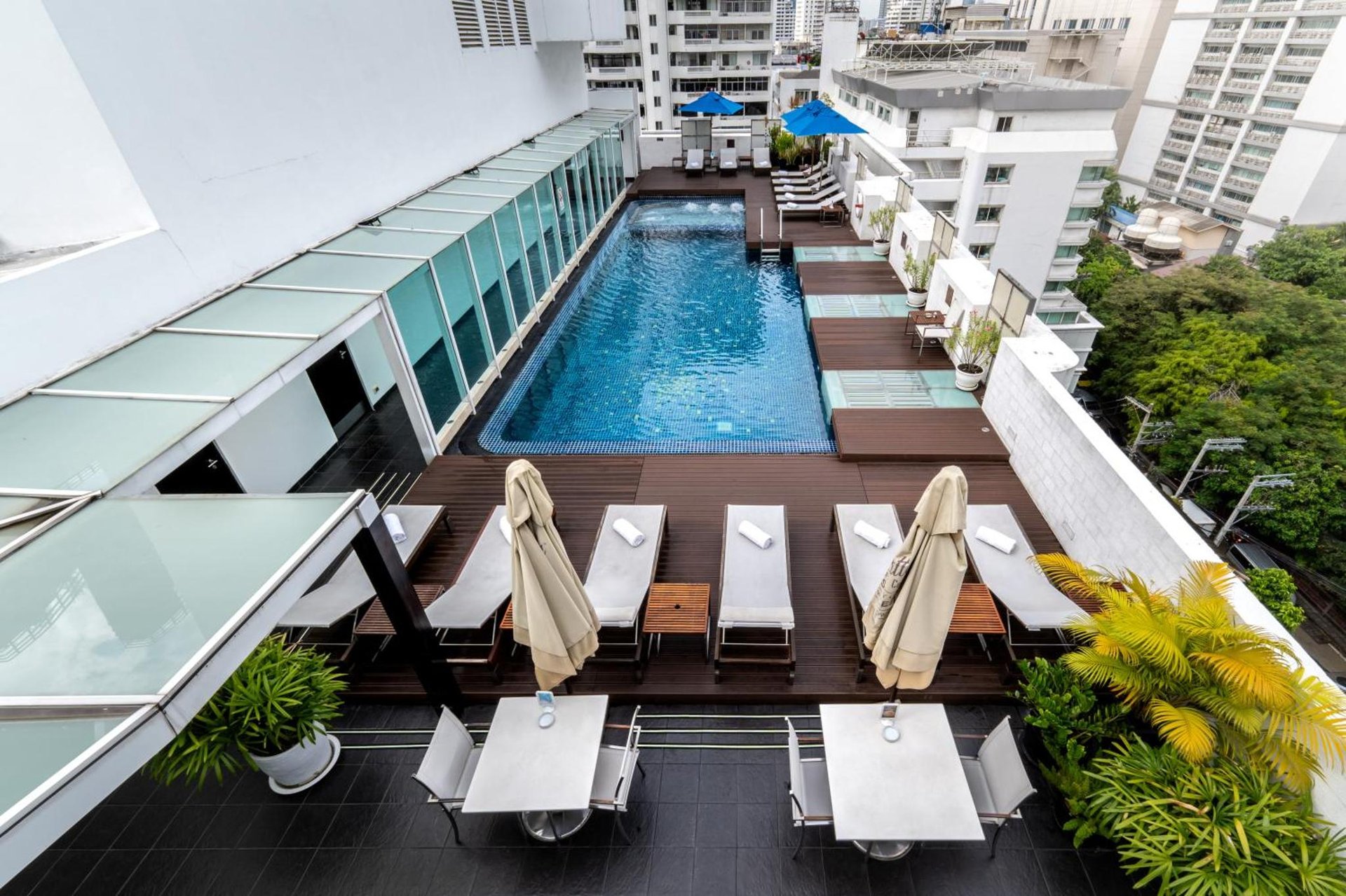 Night Hotel Bangkok - Sukhumvit 15 photo 1